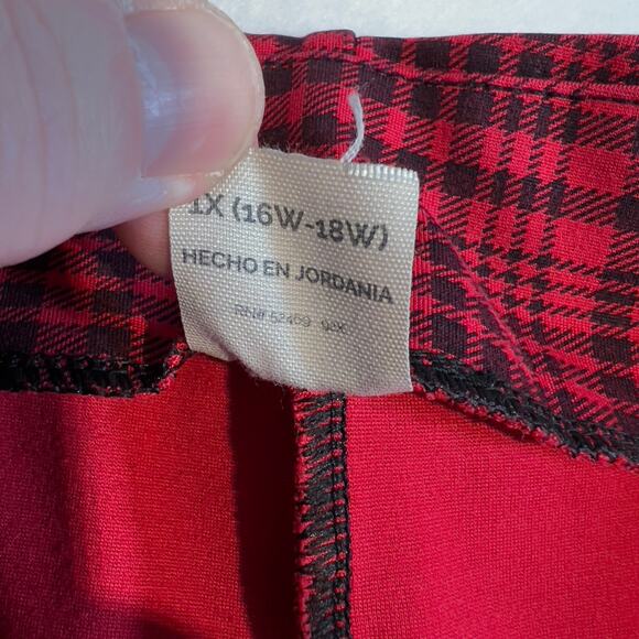 Terra & Sky Stretch Pull On Pant Ankle Woman's 1X (16W-18W) Red Black Plaid - Picture 9 of 12